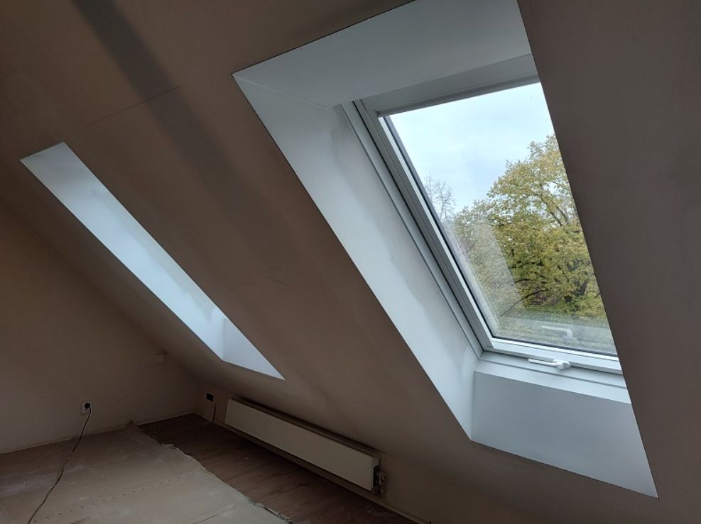 Nejlepší volba střešních oken pro Prahu: Roto, Fakro a Velux